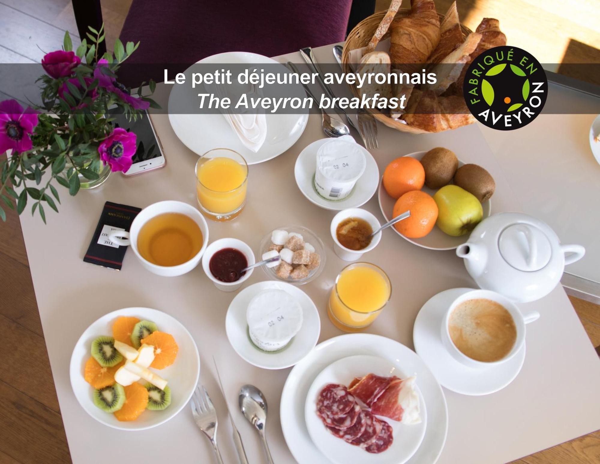 Hotel La Ferme De Bourran Rodez - Parking Prive Gratuit Exterior foto